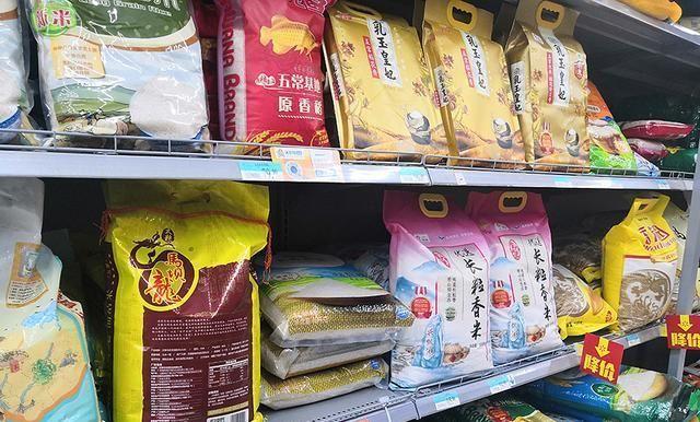 买大米散装袋装哪种好？认准这点很重要，轻松选购优质大米