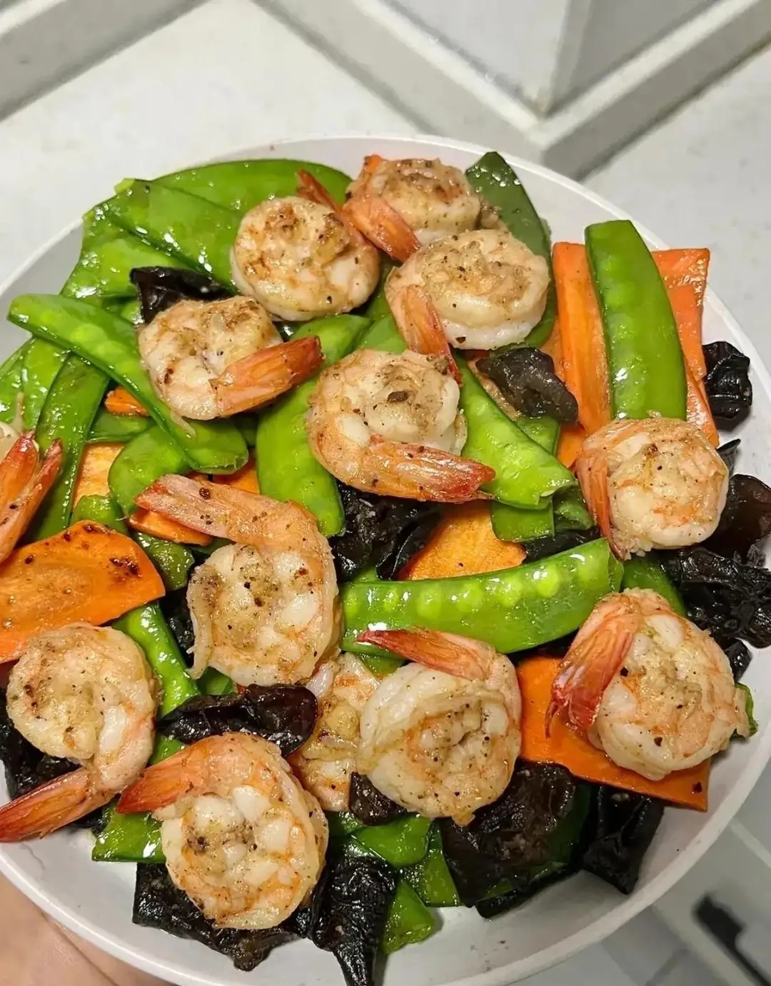 人补硒必要吗(口蘑青椒炒鸡腿肉补硒)-硒宝网