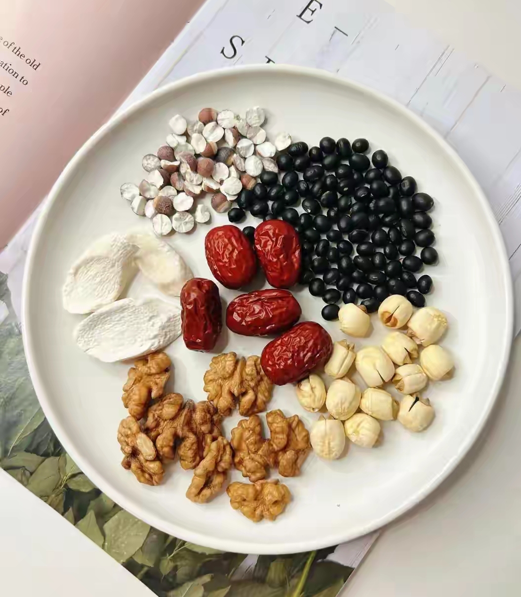 人吃什么补硒(莲子百合汤补硒)-硒宝网