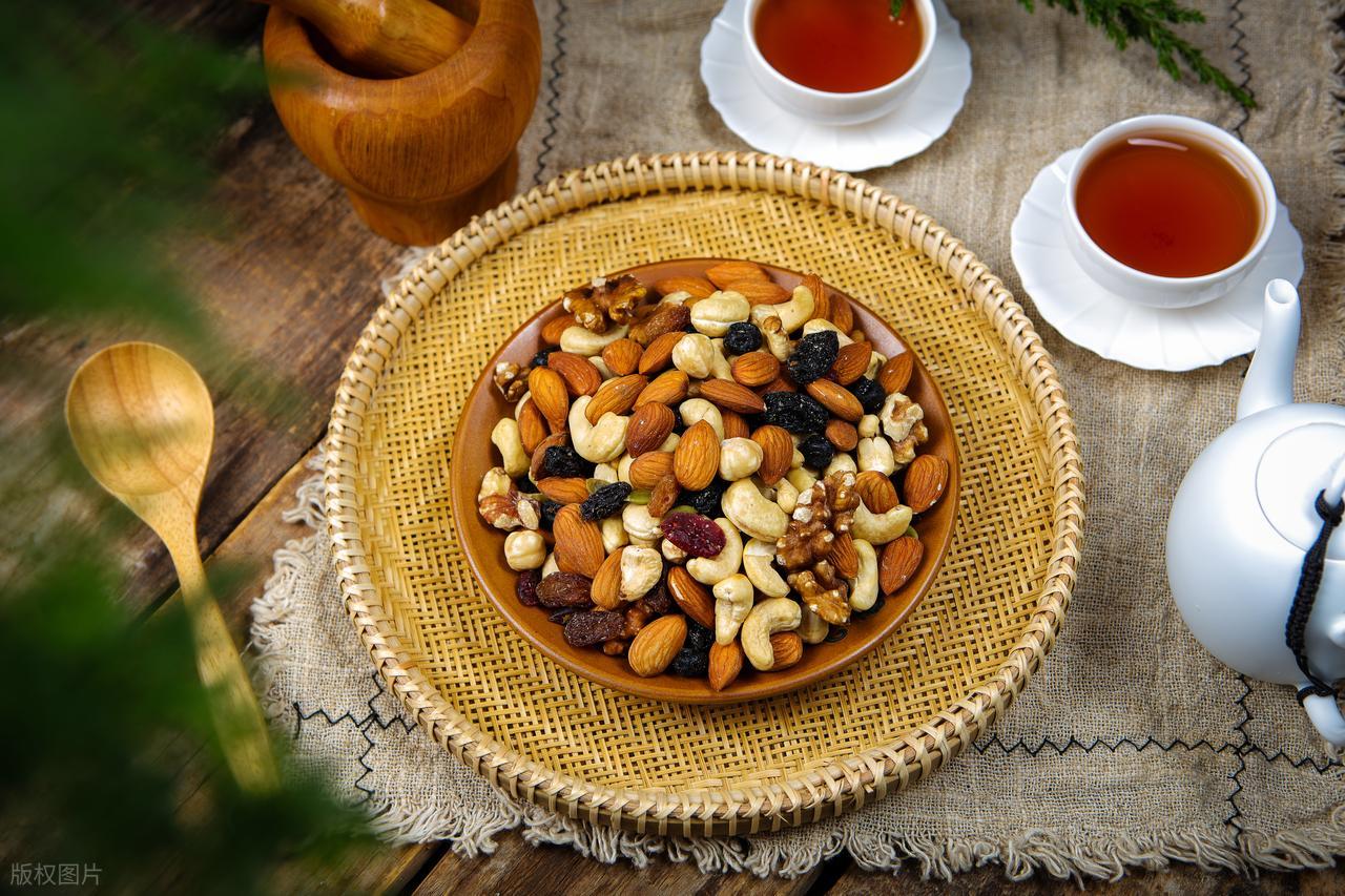 补硒要吃什么(硒与免疫系统健康)-硒宝网