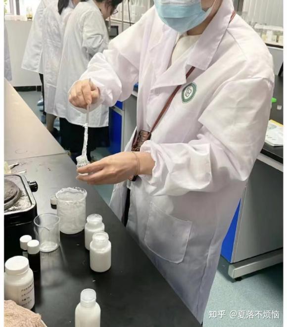 护肝补多少硒(护肝片成分选择)-硒宝网