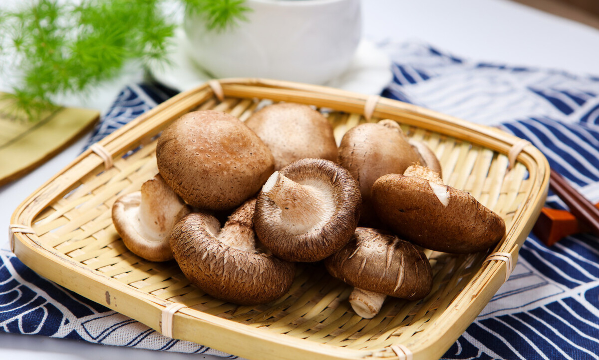 补硒能降血糖(硒的作用及食物来源)-硒宝网