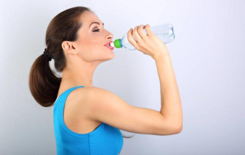 补硒会出汗吗（运动出汗过多如何补充营养）-硒宝网