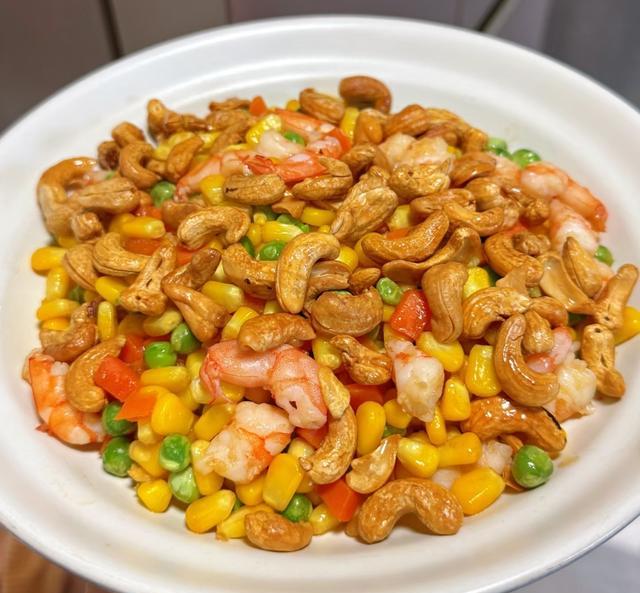 补硒锌的食物（蛤蜊蒸蛋鳕鱼肝油补锌食谱）-硒宝网